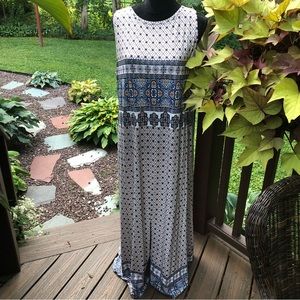 🔹🟧🔹 Medallion Print Maxi Dress 🔹🟧🔹